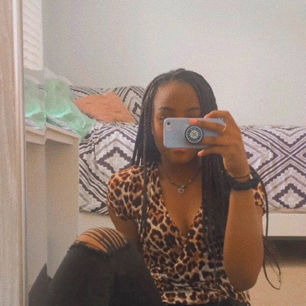 Meet your Posher, Carol